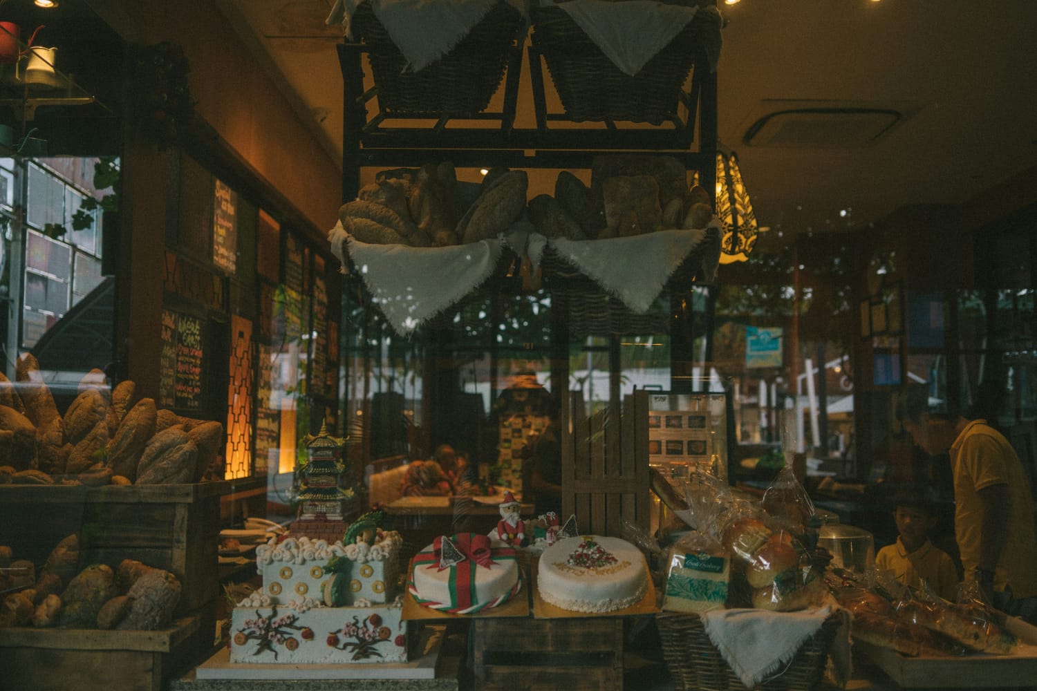 Modern store 5